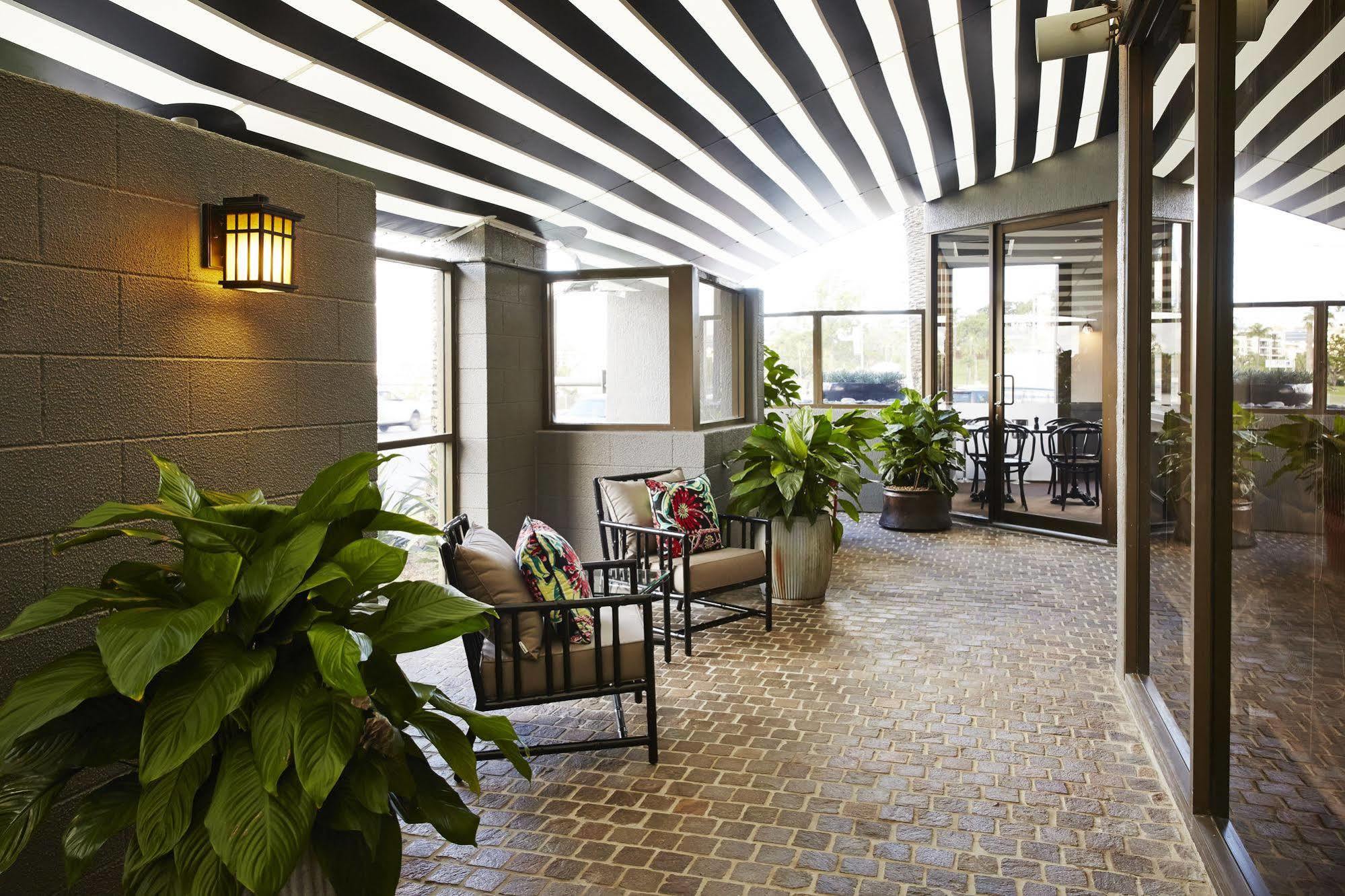 View Brisbane Hotel Exterior photo